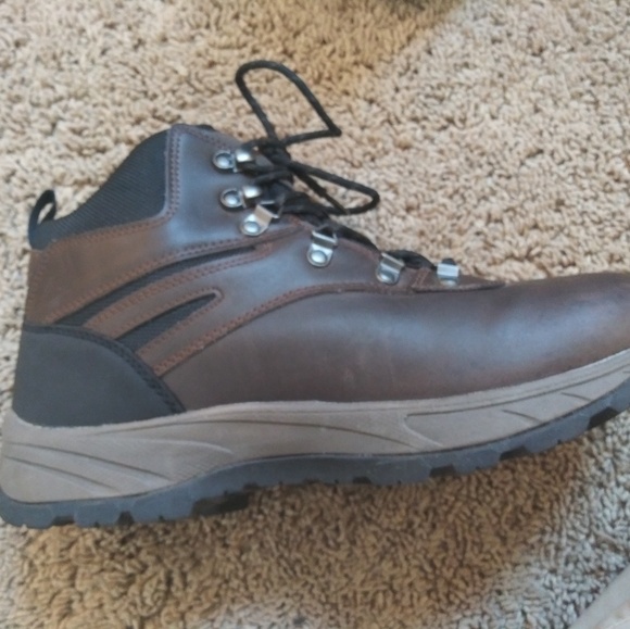 Water Proof Eddie Bauer boots - Picture 7 of 8